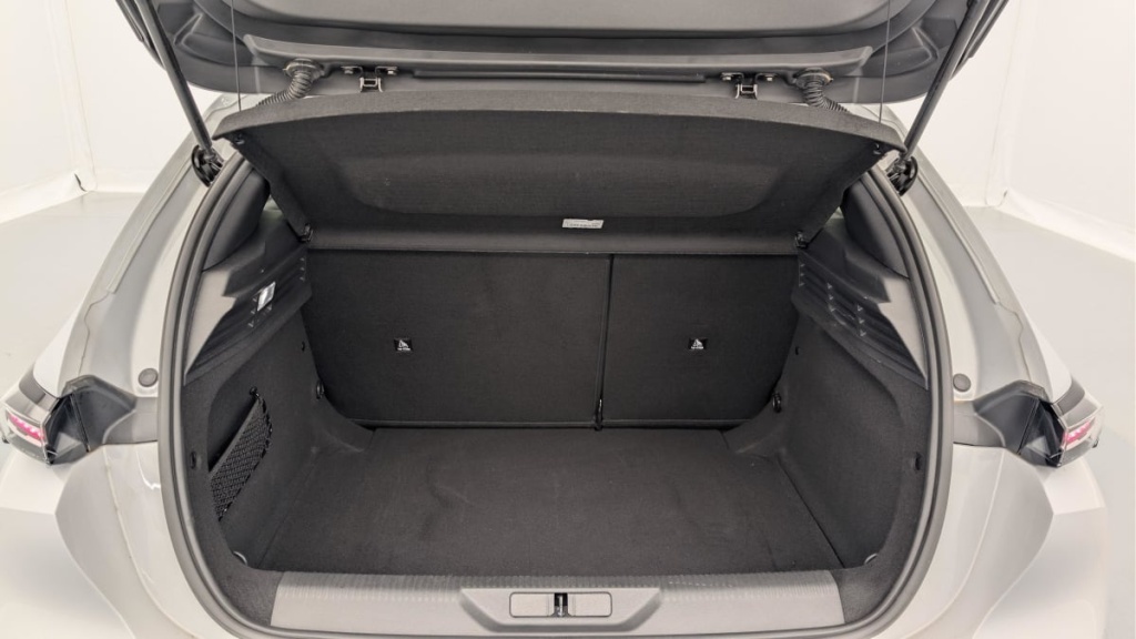 PEUGEOT 308 Hybrid 145 e-DCS6 Allure - ref: 1-369669 - Photo 11