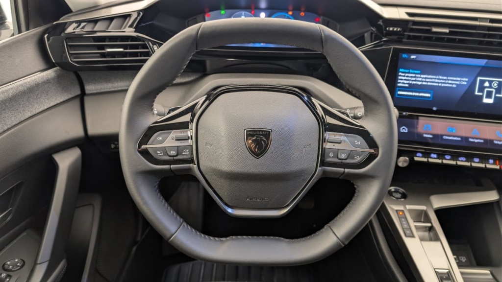 PEUGEOT 308 Hybrid 145 e-DCS6 Allure - ref: 1-369669 - Photo 14