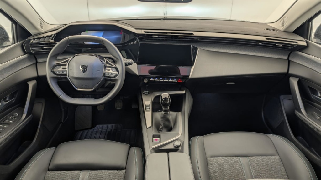 PEUGEOT 308 PureTech 130ch S S BVM6 Allure - ref: 1-369764 - Photo 13