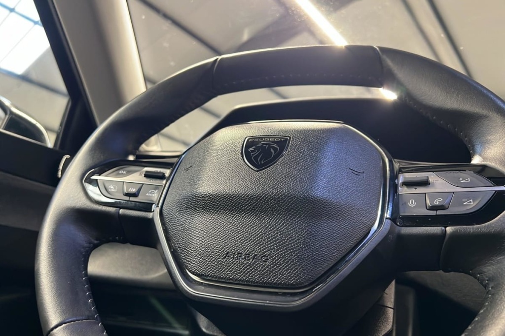 PEUGEOT 408 Hybrid 145 e-DCS6 Allure - ref: 1-369916 - Photo 15