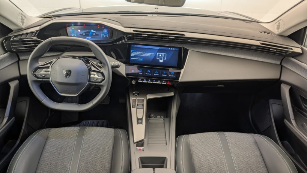 PEUGEOT 408 Hybrid 145 e-DCS6 Allure - ref: 1-369918 - Photo 13