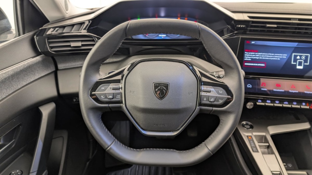 PEUGEOT 408 Hybrid 145 e-DCS6 Allure - ref: 1-369920 - Photo 14