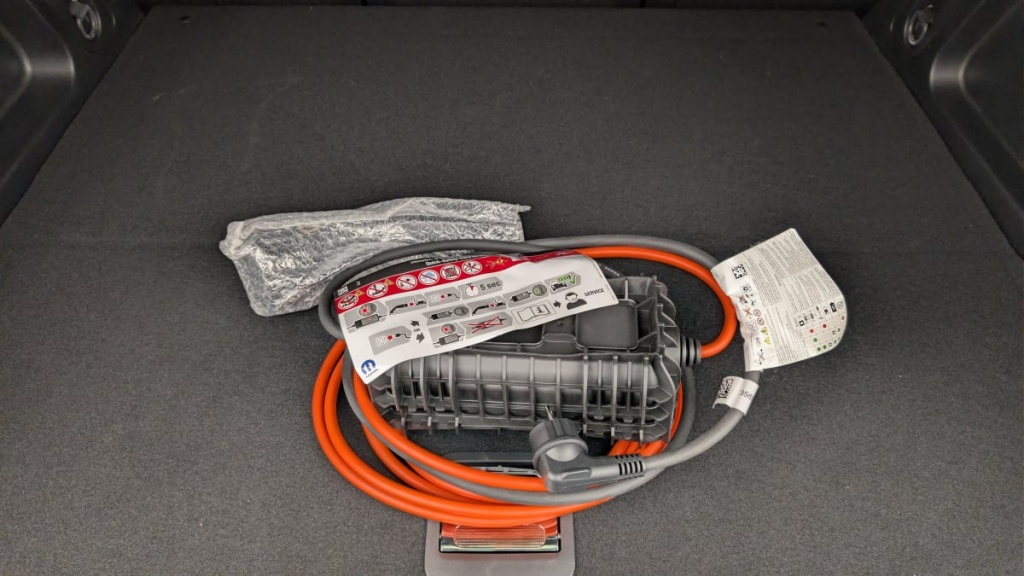 CITROEN C5 Aircross Hybride Rechargeable 180 e-EAT8 Feel Pack - ref: 1-369991 - Photo 20