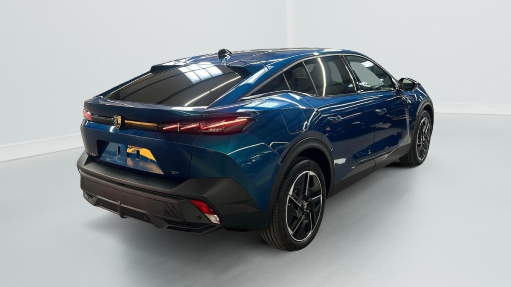 PEUGEOT 408 Hybrid 145 e-DCS6 GT - ref: 1-370035 - Photo 7