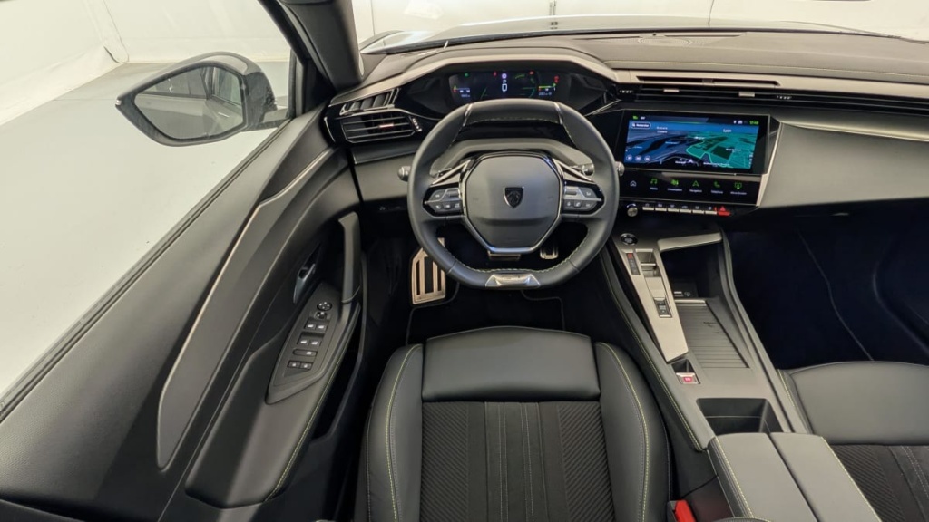 PEUGEOT 408 Hybrid 145 e-DCS6 GT - ref: 1-370039 - Photo 13