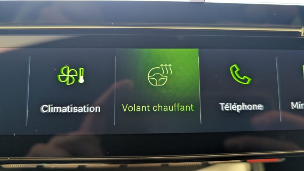 PEUGEOT 408 Hybrid 145 e-DCS6 GT - ref: 1-370040 - Photo 20