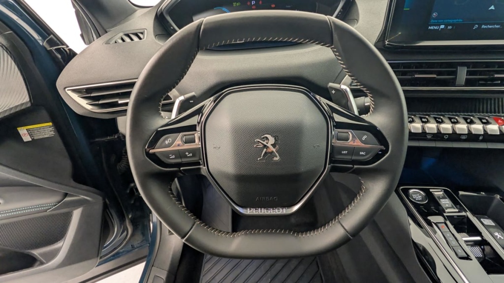 PEUGEOT 3008 Hybrid 180 e-EAT8 Allure Pack - ref: 1-370202 - Photo 18