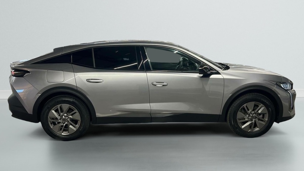 PEUGEOT 408 PHEV 180 e-EAT8 Allure - ref: 1-370255 - Photo 8