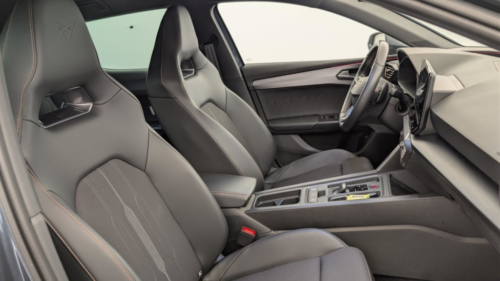 CUPRA Leon 1.4 E-HYBRID 204 CH DSG6 V - ref: 1-370669 - Photo 9