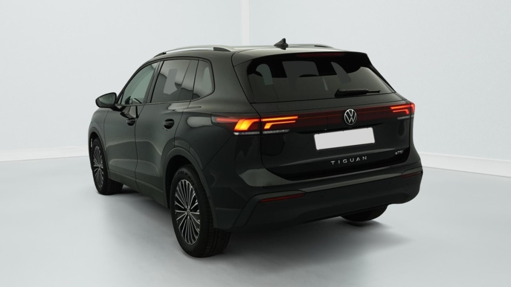 VOLKSWAGEN Tiguan 1.5 eTSI 131ch DSG7 Life Plus - ref: 1-370675 - Photo 5