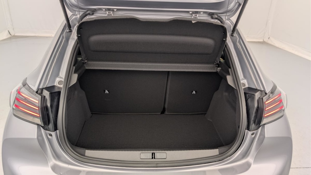 PEUGEOT 208 Hybrid 145 e-DCS6 Allure - ref: 1-370679 - Photo 11