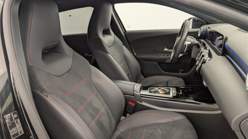 MERCEDES Classe A 180 7G-DCT AMG LINE - ref: 1-370705 - Photo 9