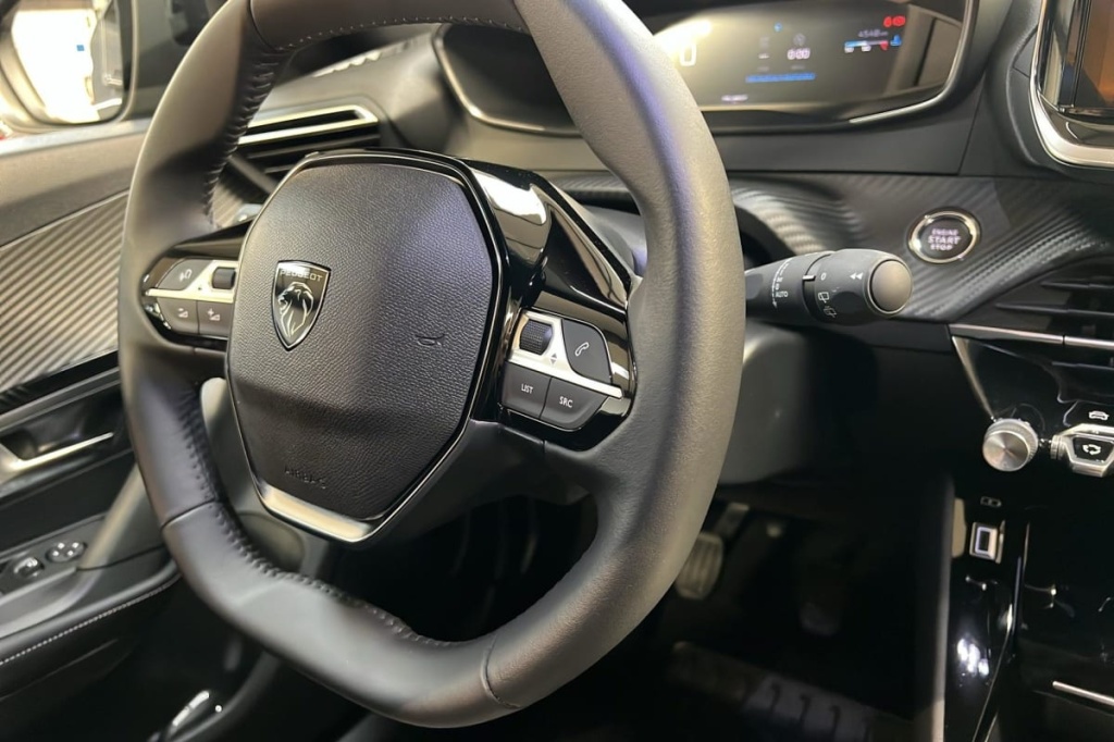 PEUGEOT 2008 100 S S BVM6 Allure - ref: 1-371259 - Photo 15