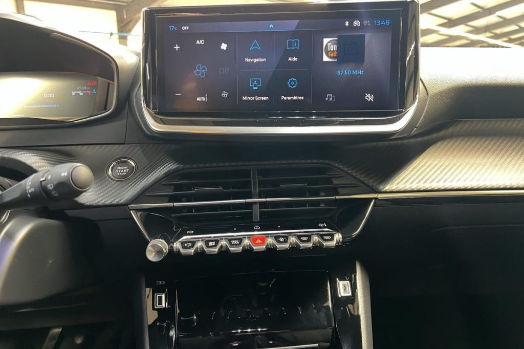 PEUGEOT 2008 100 S S BVM6 Allure - ref: 1-371259 - Photo 17