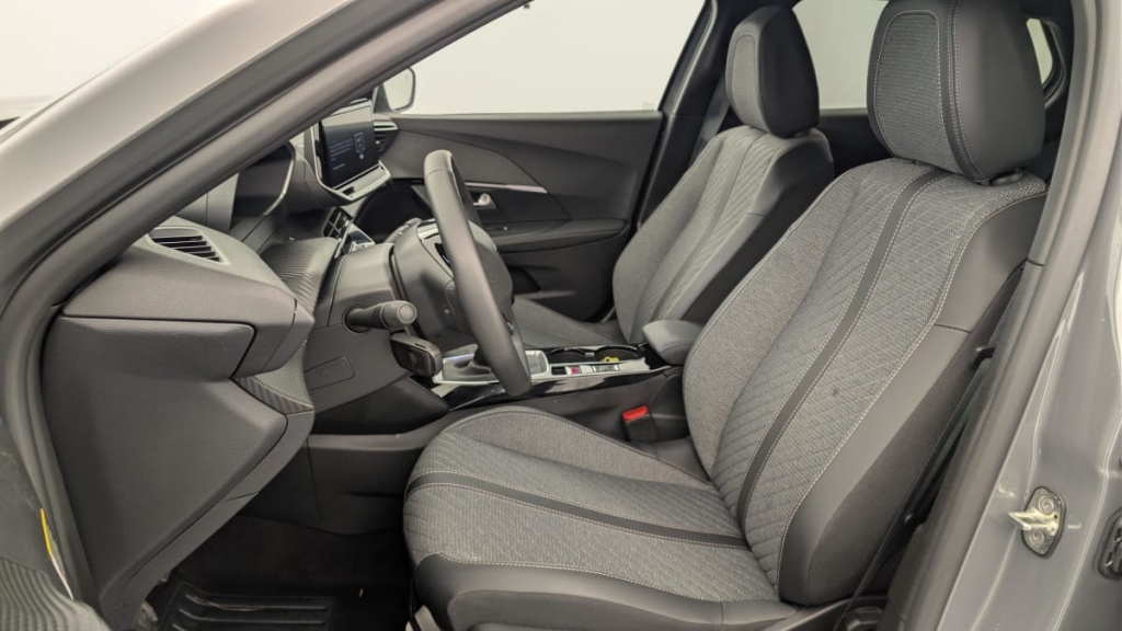 PEUGEOT 2008 100 S S BVM6 Allure - ref: 1-371268 - Photo 16