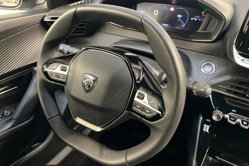 PEUGEOT 2008 100 S S BVM6 Allure - ref: 1-371278 - Photo 14