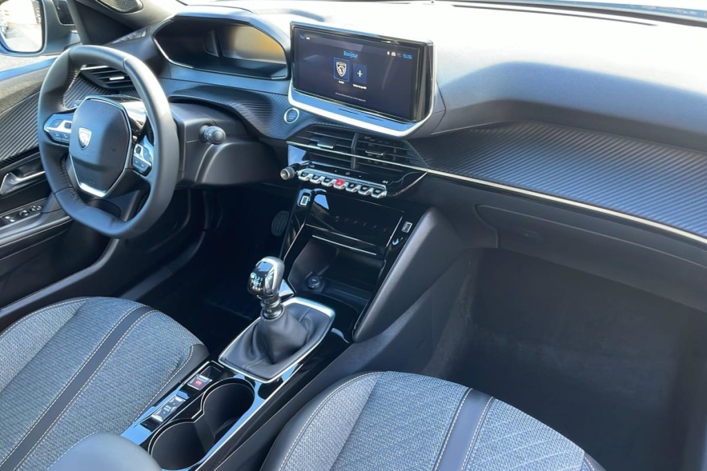 PEUGEOT 2008 100 S S BVM6 Allure - ref: 1-371309 - Photo 12