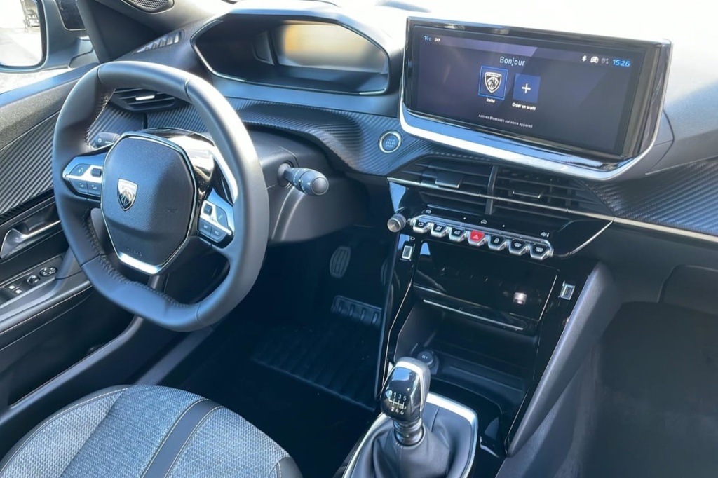 PEUGEOT 2008 100 S S BVM6 Allure - ref: 1-371309 - Photo 13