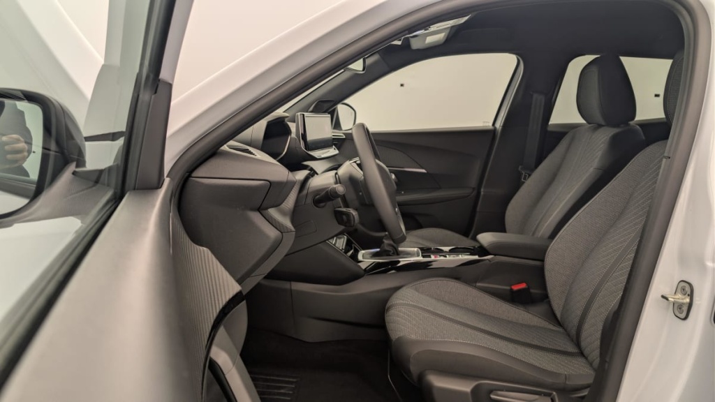 PEUGEOT 2008 100 S S BVM6 Allure - ref: 1-371317 - Photo 16