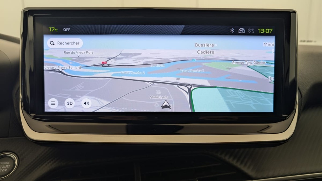 PEUGEOT 2008 Hybrid 145 e-DCS6 Allure - ref: 1-371352 - Photo 19