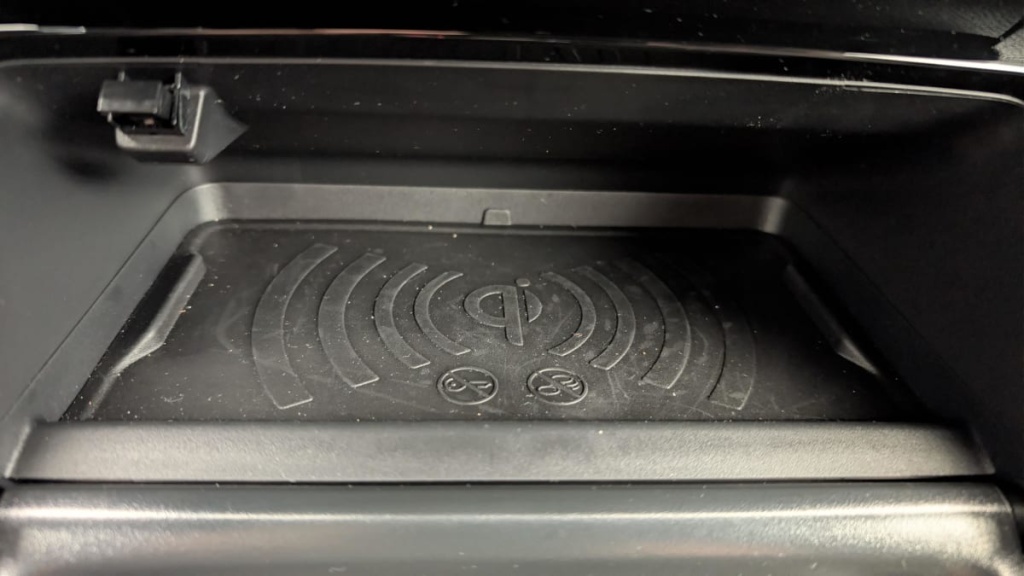 PEUGEOT 2008 Hybrid 145 e-DCS6 Allure - ref: 1-371352 - Photo 20