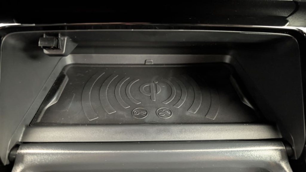 PEUGEOT 2008 Hybrid 145 e-DCS6 Allure - ref: 1-371419 - Photo 20