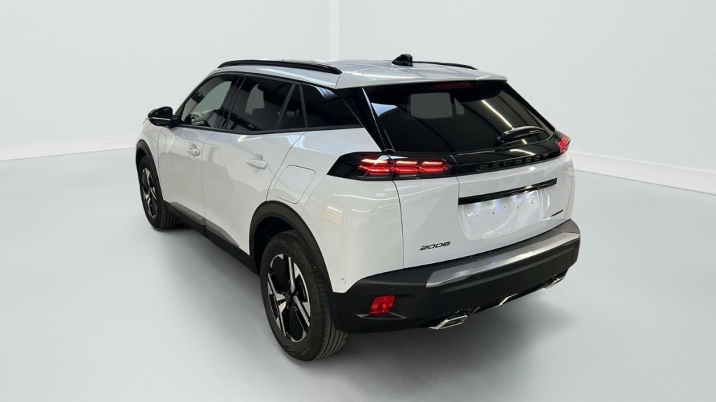 PEUGEOT 2008 Hybrid 145 e-DCS6 Allure - ref: 1-371432 - Photo 5