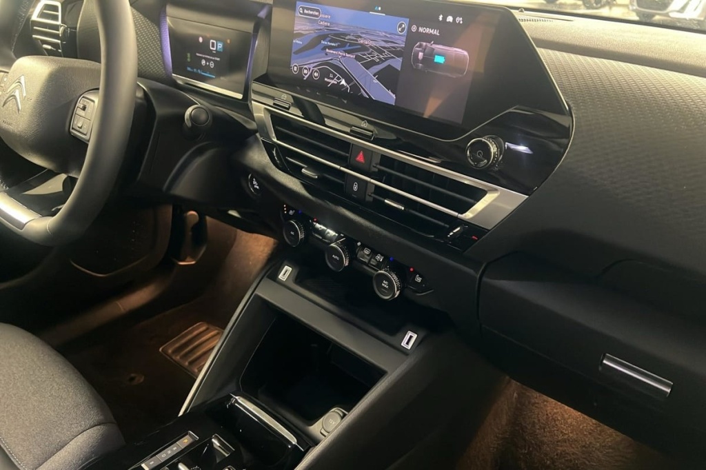 CITROEN E-C4 X 136 CH AUTOMATIQUE SHINE - ref: 1-371475 - Photo 16