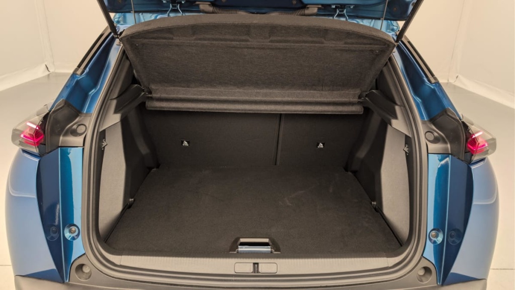 PEUGEOT 2008 Hybrid 145 e-DCS6 Allure - ref: 1-371649 - Photo 11