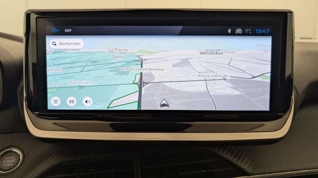 PEUGEOT 2008 Hybrid 145 e-DCS6 Allure - ref: 1-371742 - Photo 19