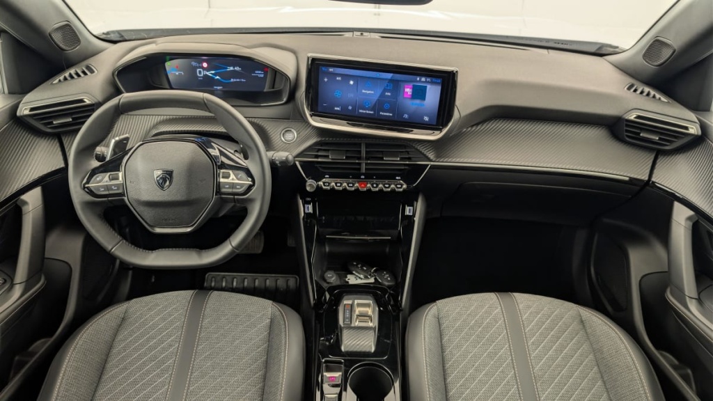 PEUGEOT 2008 Hybrid 145 e-DCS6 Allure - ref: 1-371758 - Photo 13