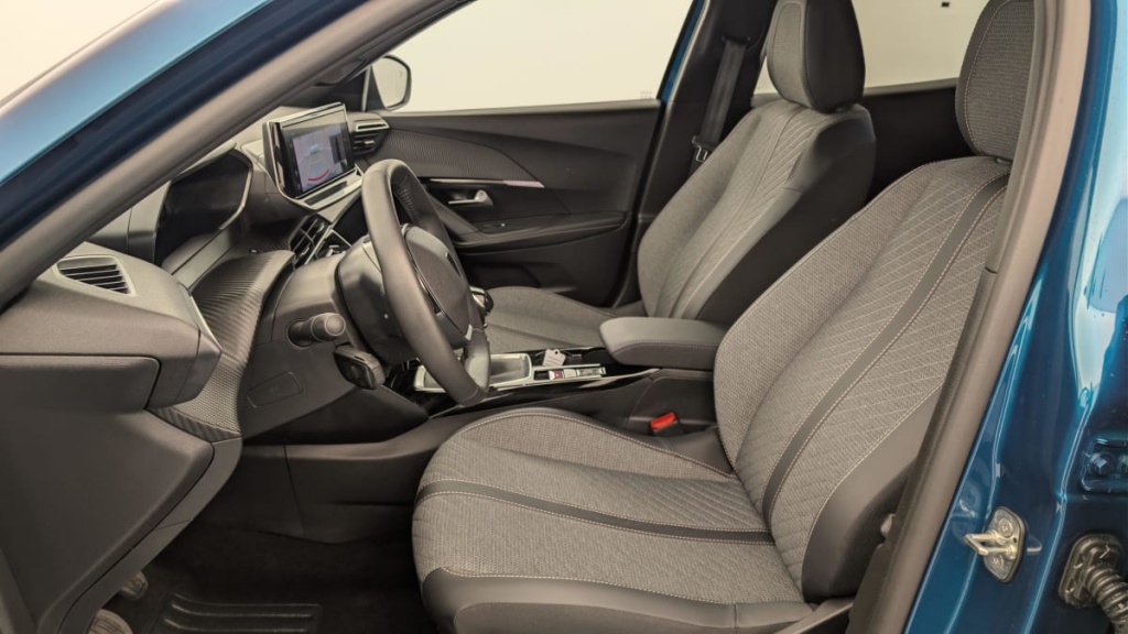 PEUGEOT 2008 100 S S BVM6 Allure - ref: 1-371821 - Photo 16