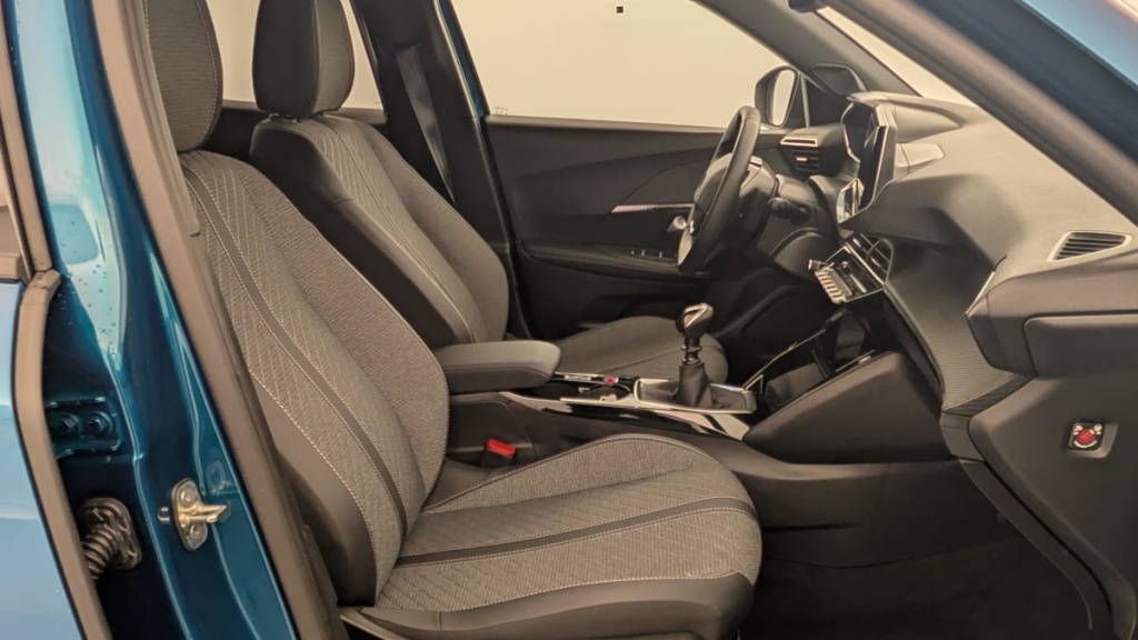 PEUGEOT 2008 100 S S BVM6 Allure - ref: 1-371821 - Photo 9