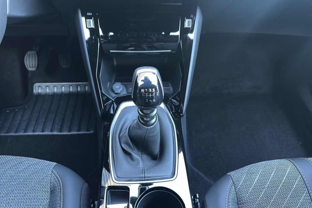 PEUGEOT 2008 100 S S BVM6 Allure - ref: 1-371841 - Photo 16