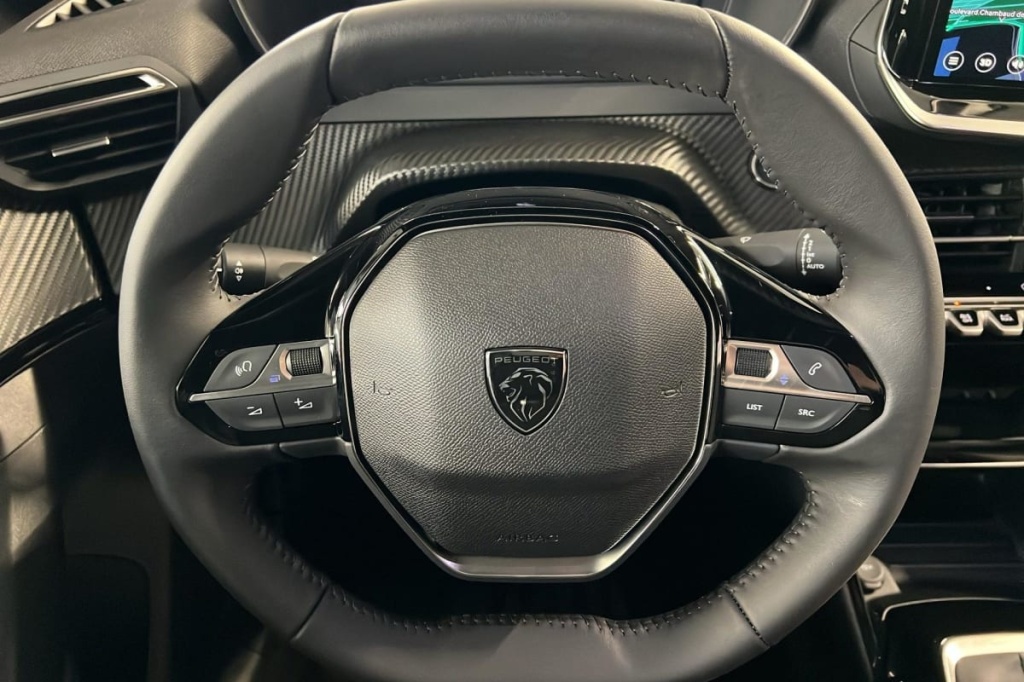 PEUGEOT 2008 100 S S BVM6 Allure - ref: 1-371863 - Photo 14