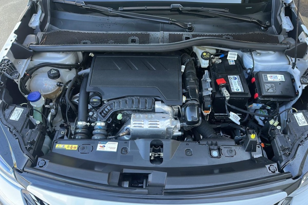 PEUGEOT 2008 100 S S BVM6 Allure - ref: 1-371864 - Photo 20