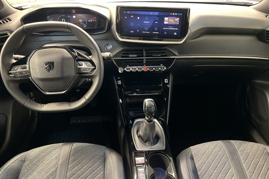 PEUGEOT 2008 100 S S BVM6 Allure - ref: 1-371865 - Photo 12