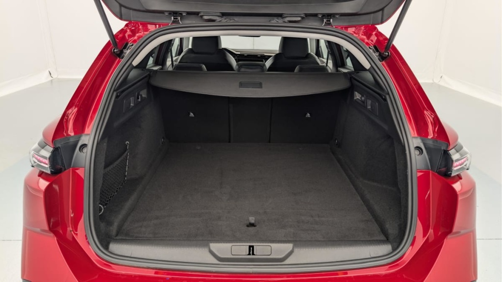 PEUGEOT 308 SW Hybrid 145 e-DCS6 Allure - ref: 1-371905 - Photo 11