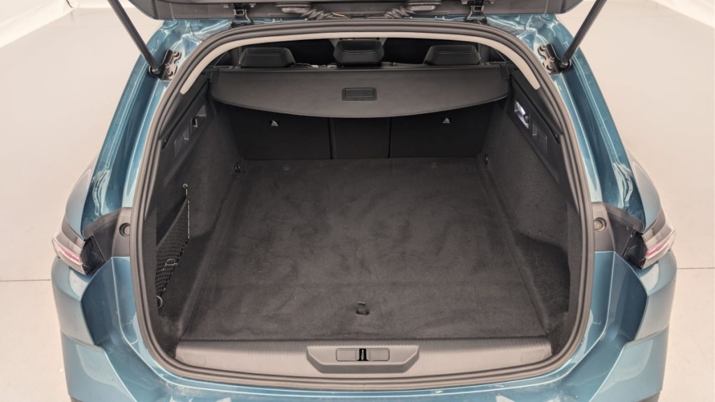 PEUGEOT 308 SW Hybrid 145 e-DCS6 Allure - ref: 1-371909 - Photo 11