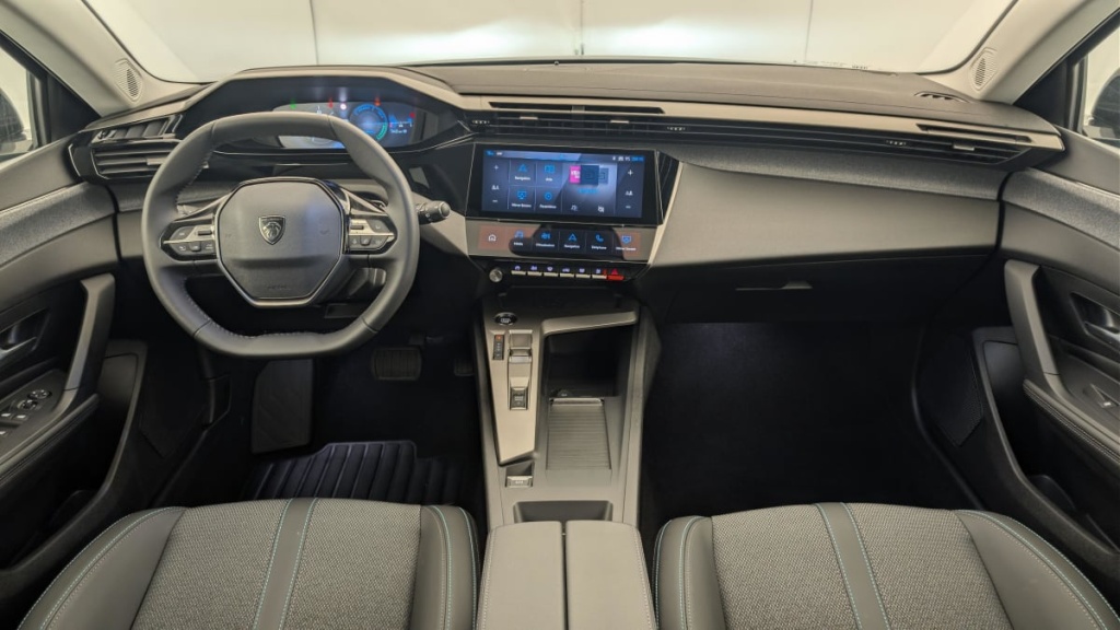 PEUGEOT 308 SW Hybrid 145 e-DCS6 Allure - ref: 1-371909 - Photo 13