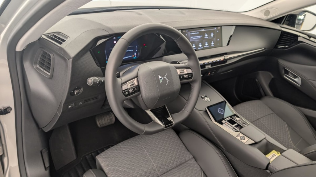 DS DS4 Hybride 136 e-DCT6 Pallas - ref: 1-372054 - Photo 15