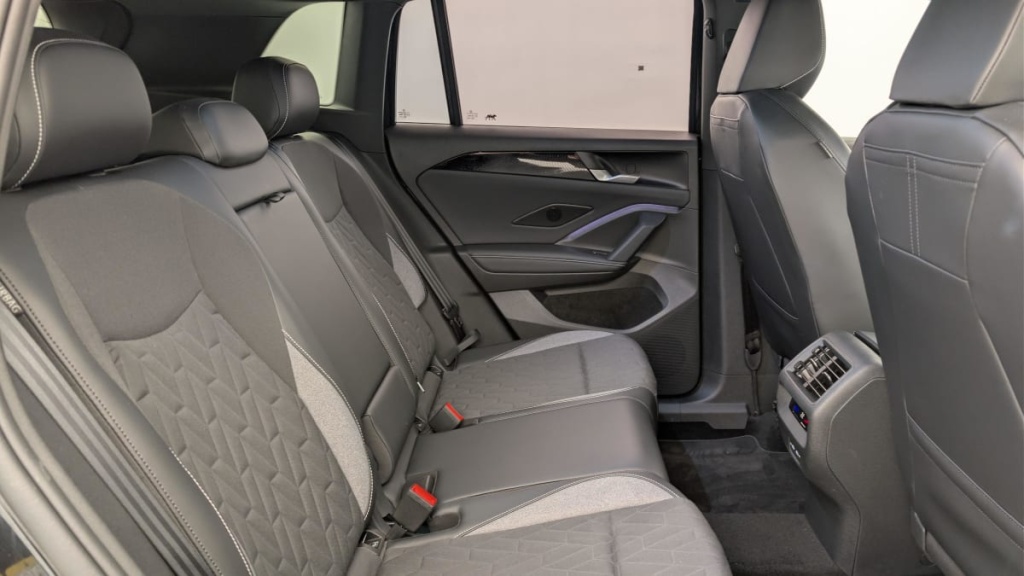 VOLKSWAGEN Tiguan 1.5 ETSI 150CH DSG7 VW EDITION - ref: 1-372225 - Photo 10