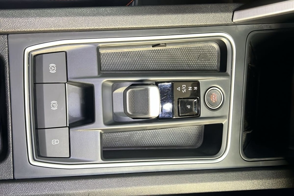 SEAT Leon E-HYBRID 204 CH DSG6 FR - ref: 1-372446 - Photo 16