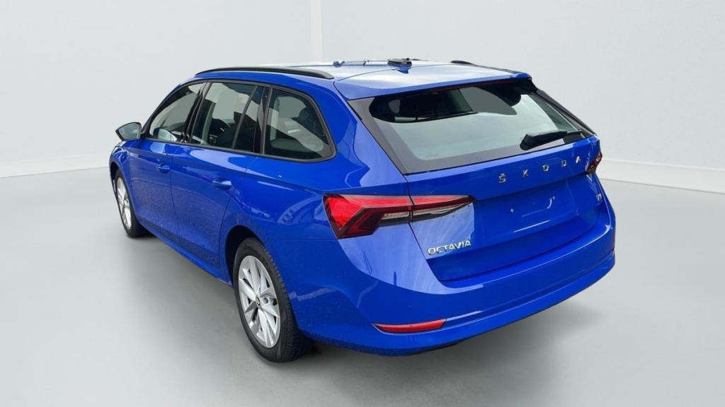 SKODA Octavia Combi 1.4 TSI PHEV iV 204 ch DSG6e Ambition - ref: 1-372463 - Photo 5