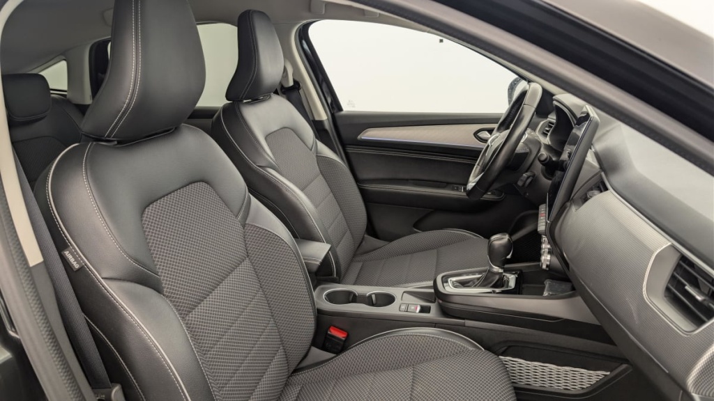 RENAULT Arkana E-Tech hybride 145 - 22 Techno - ref: 1-373255 - Photo 9