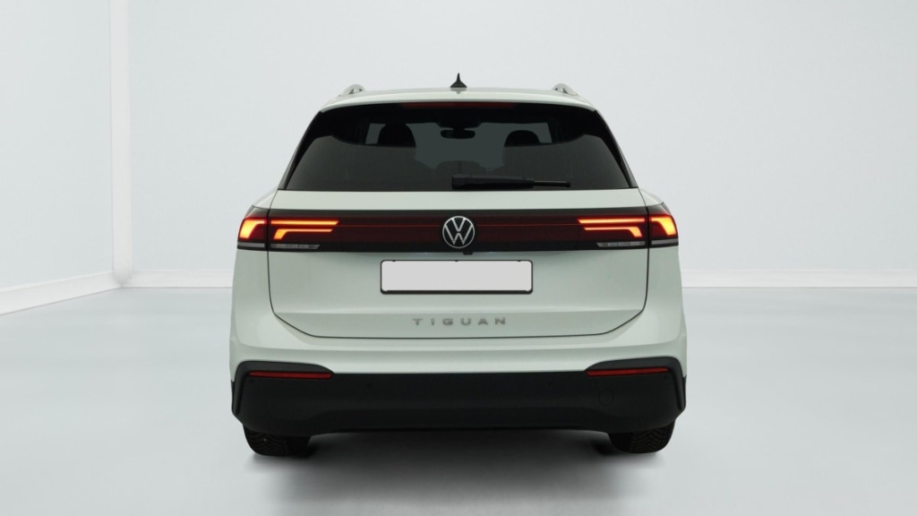 VOLKSWAGEN Tiguan 2.0 TDI 150ch DSG7 Life Plus - ref: 1-373318 - Photo 6