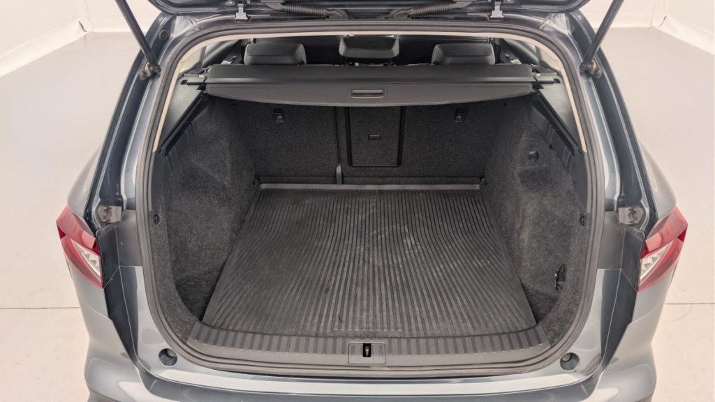 SKODA Enyaq iV 50 - ref: 1-373446 - Photo 11