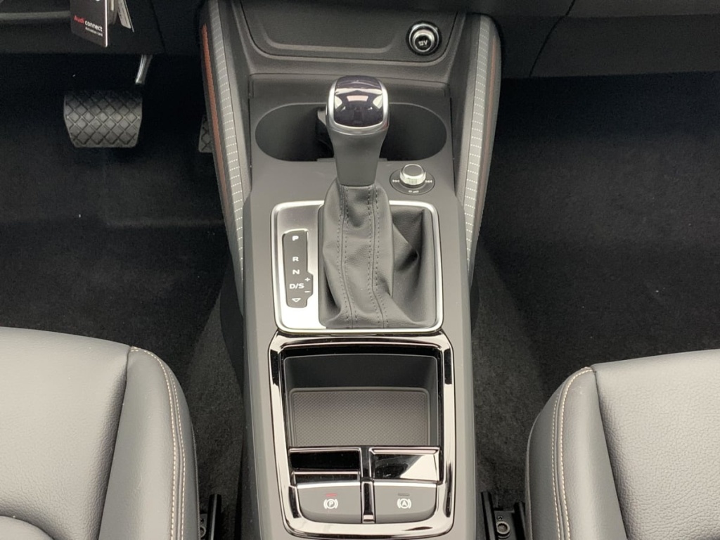 AUDI Q2 35 TFSI 150 S tronic 7 Design - ref: 1-374068 - Photo 16