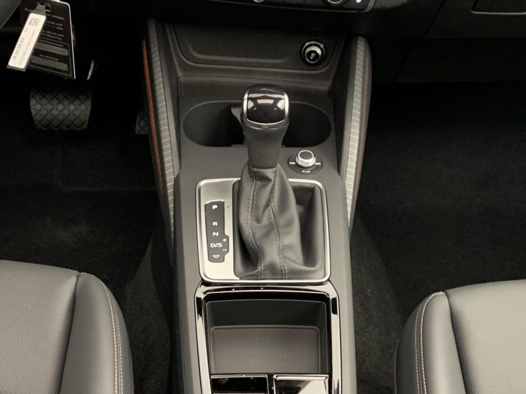 AUDI Q2 35 TDI 150 S tronic 7 Design - ref: 1-374188 - Photo 16