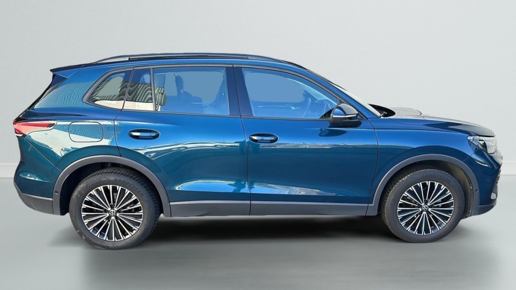 VOLKSWAGEN Tiguan 1.5 eTSI 131ch DSG7 Life Plus - ref: 1-374219 - Photo 8